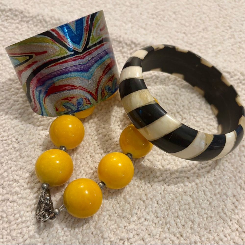 Set of 3 vintage bracelets